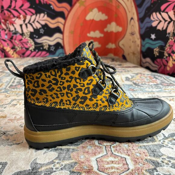 Nike ACG Women's Boots Waterproof Outdoor Snow Rain Boots Black Cheetah Size 8 - Picture 10 of 13